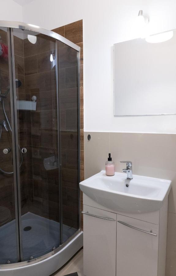 Clicktheflat Aleje Niepodleglosci Center Apart Rooms Варшава Екстер'єр фото