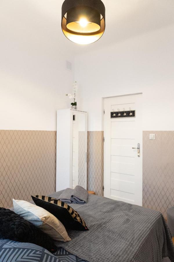 Clicktheflat Aleje Niepodleglosci Center Apart Rooms Варшава Екстер'єр фото