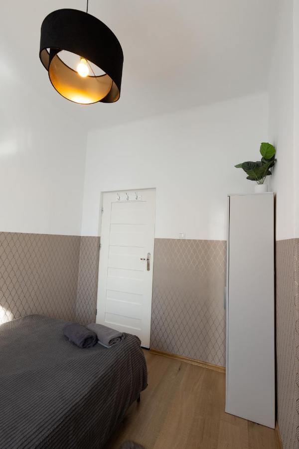 Clicktheflat Aleje Niepodleglosci Center Apart Rooms Варшава Екстер'єр фото